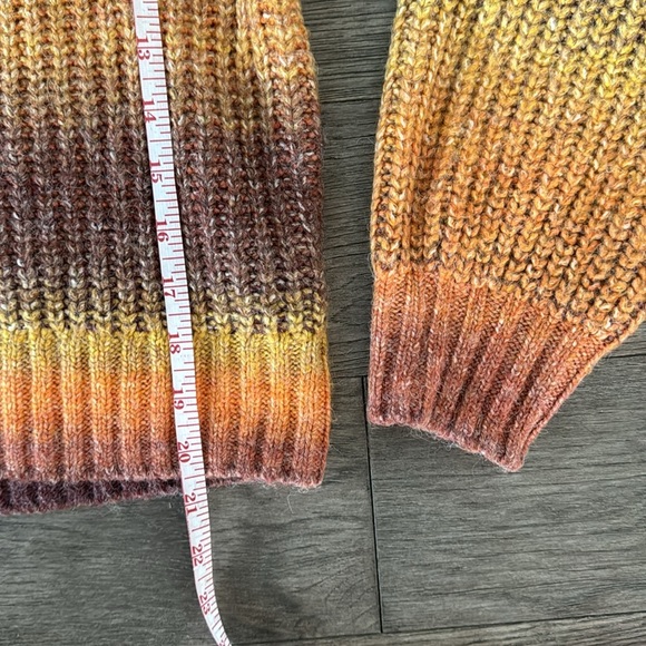 🌼OLD NAVY🌼 Ombré Knit Turtleneck Sweater, Size S - Picture 4 of 7